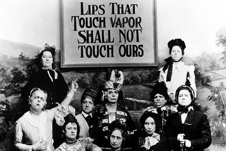 3 Meet the Rich Moms Who Want to Ban Vaping