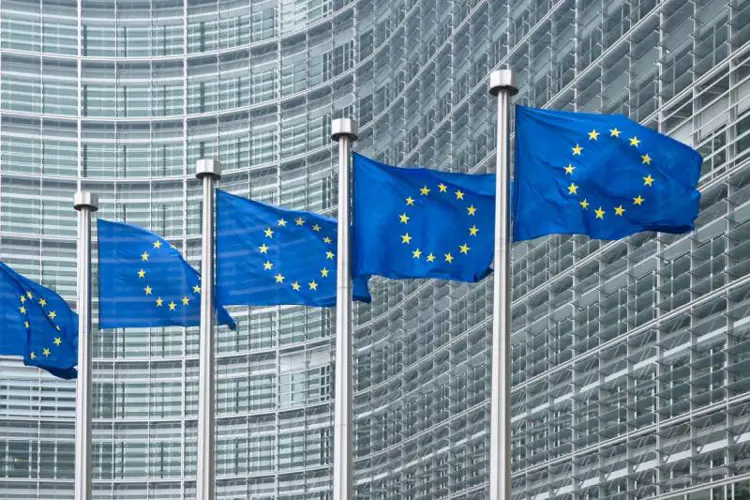 Image for Europäische Kommission wird eine EU-weit Mindeststeuer auf E-Zigaretten vorschlagen.