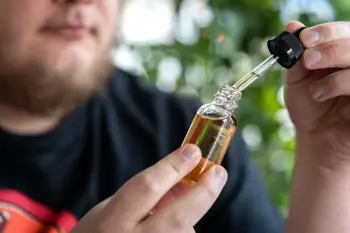 How to make DIY vape juice thumbnail