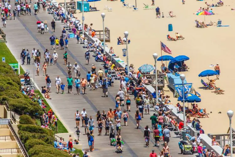Image for Black Vapers Face Police Violence at Maryland Beach