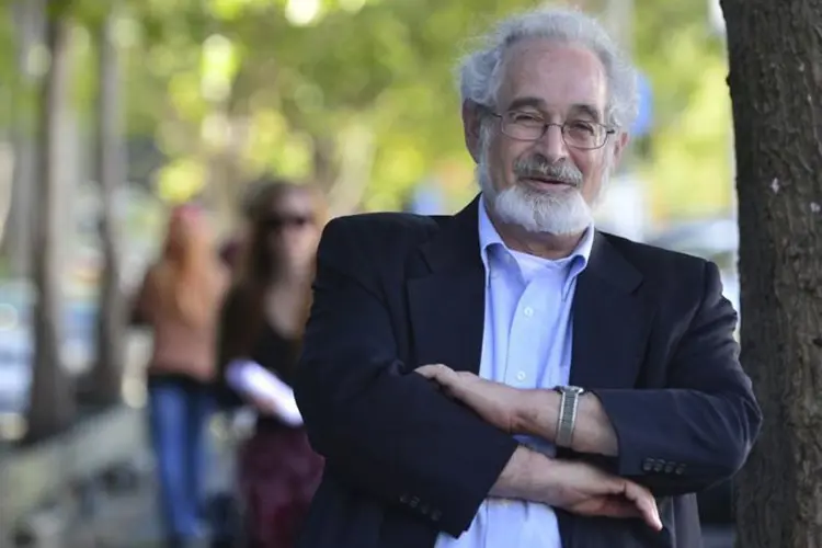 Image for Journal Retracts "Unreliable" Glantz Study Tying Vaping to Heart Attacks